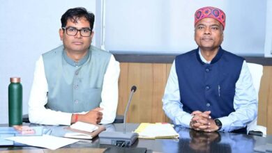 वित्त मंत्री चौधरी ने मंत्री कश्यप के विभागों के बजट तैयारियों पर की चर्चा