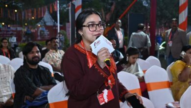 रायपुर साहित्य उत्सव में कवि पद्मश्री सुरेन्द्र दुबे को समर्पित रहा ओपन माइक का मंच