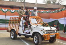 77वें गणतंत्र दिवस पर विधायक मूणत ने फहराया तिरंगा