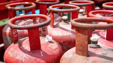 उज्जवला घरेलू गैस सिलेंडर की कालाबाजारी, 56 सिलेंडर जब्त