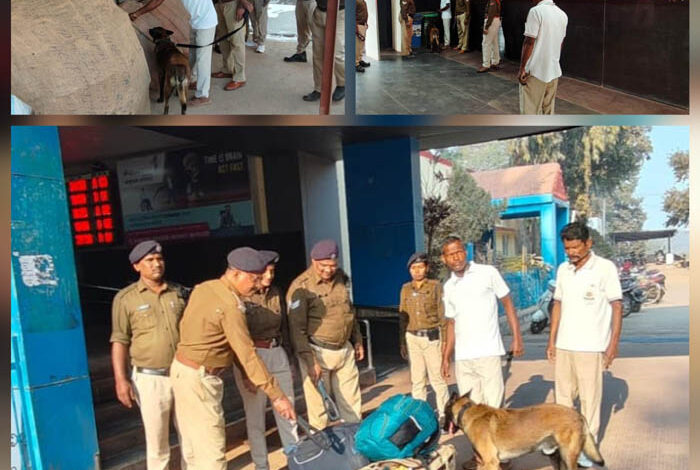 गणतंत्र दिवस के मद्देनजर सुरक्षा को लेकर रेल्वे पुलिस मुस्तैद, बस्तर पुलिस अलर्ट पर गणतंत्र दिवस के मद्देनजर सुरक्षा को लेकर रेल्वे पुलिस मुस्तैद, बस्तर पुलिस अलर्ट पर