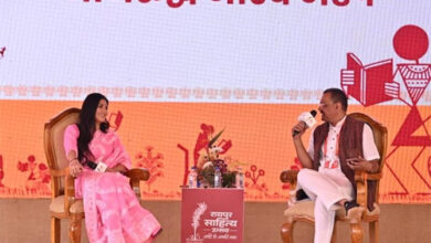 जब हम मिट्टी में मिल रहे हो तो ये मिट्टी भी रोये इस धरती की – सुश्री रुबिका