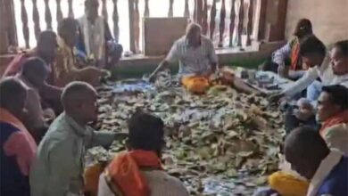 दंतेश्वरी मंदिर की 9 दान पेटियों से 19 लाख 44 हजार 483 व सोने-चांदी के आभूषण मिले