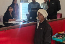 कलेक्टर जयवर्धन ने तहसील भैयाथान का निरीक्षण किया, नो-मैपिंग मतदाताओं की हुई सुनवाई कलेक्टर जयवर्धन ने तहसील भैयाथान का निरीक्षण किया, नो-मैपिंग मतदाताओं की हुई सुनवाई