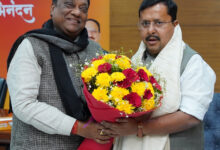 भाजपा राष्ट्रीय कार्यकारी अध्यक्ष नबीन से भेंट कर चंदेल ने दी शुभकामनाएँ