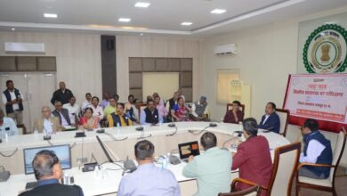 पेंशनर्स को किसी प्रकार की न हो असुविधा, बैंक सभी आवश्यक सुविधाएं सुनिश्चित करें : कलेक्टर