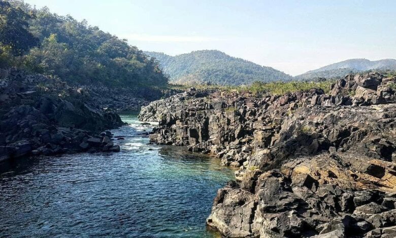 बारसूर-मुचनार: रोमांच, प्रकृति और आस्था का अनोखा संगम, अतुल्य दंतेवाड़ा बना पर्यटकों का नया स्वर्ग