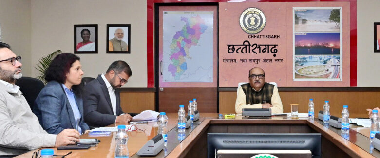 राष्ट्रपति के बस्तर प्रवास की तैयारियों को लेकर मुख्य सचिव ने ली अधिकारियों की बैठक