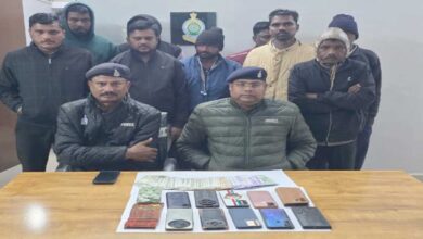 मरवाही पुलिस ने जुआरियों पर बड़ी कार्रवाई, 11 गिरफ्तार और 4.52 लाख जब्त