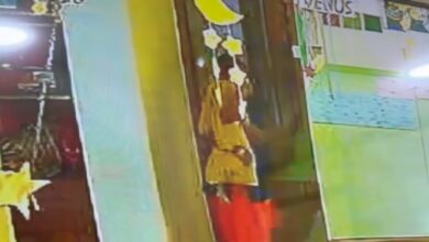 मासूमों की सुरक्षा पर सवाल रायपुर के प्री-स्कूल में बच्चों से मारपीट का आरोप मासूमों की सुरक्षा पर सवाल रायपुर के प्री-स्कूल में बच्चों से मारपीट का आरोप