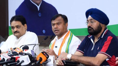 कृषि, मनरेगा और धार्मिक विवाद को लेकर कांग्रेस का सरकार पर हमला