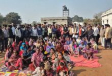 प्रधानमंत्री आवास योजना के घर भी शामिल, खपरी गांव में अतिक्रमण विवाद