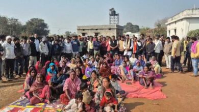 प्रधानमंत्री आवास योजना के घर भी शामिल, खपरी गांव में अतिक्रमण विवाद