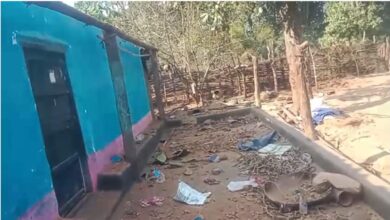 धर्मांतरण विवाद में हिंसक घटना, ईकनार गांव में दो परिवार प्रभावित धर्मांतरण विवाद में हिंसक घटना, ईकनार गांव में दो परिवार प्रभावित