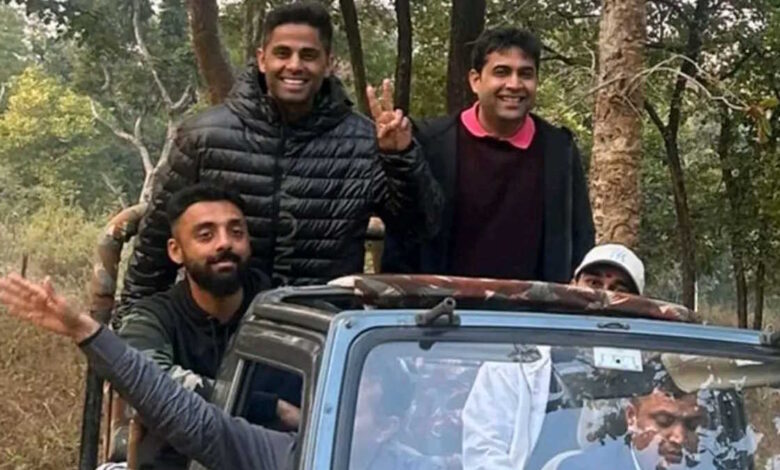 टी20 मैच से पहले टीम इंडिया ने किया बार नवापारा अभयारण्य का भ्रमण टी20 मैच से पहले टीम इंडिया ने किया बार नवापारा अभयारण्य का भ्रमण