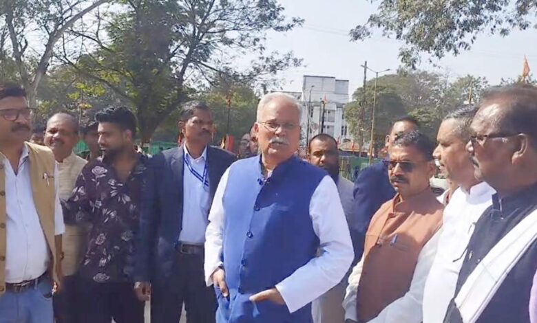 ED-EOW की कार्रवाई पर भूपेश बघेल का वार, BJP पर लगाए गंभीर आरोप ED-EOW की कार्रवाई पर भूपेश बघेल का वार, BJP पर लगाए गंभीर आरोप