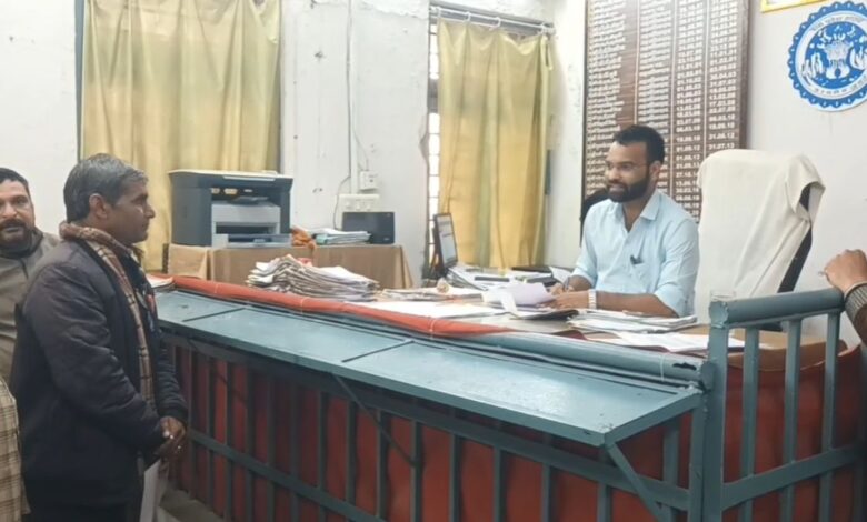 बीईओ कार्यालय में रिश्वत का आरोप, शिक्षक ने एसडीएम से की शिकायत