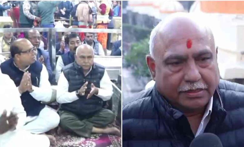 बीजेपी प्रदेश अध्यक्ष ने महाकाल मंदिर में ‘ॐ नमः शिवाय’ जाप कर देश की सुख-समृद्धि की कामना की बीजेपी प्रदेश अध्यक्ष ने महाकाल मंदिर में ‘ॐ नमः शिवाय’ जाप कर देश की सुख-समृद्धि की कामना की