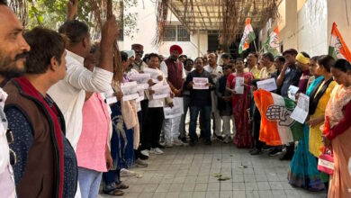 निर्माण लापरवाही से गई जान कांग्रेस ने PWD और एजेंसी को ठहराया दोषी निर्माण लापरवाही से गई जान कांग्रेस ने PWD और एजेंसी को ठहराया दोषी