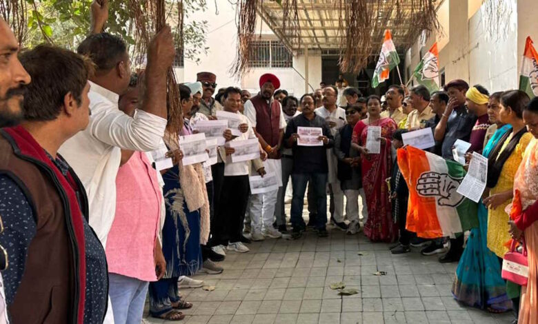 निर्माण लापरवाही से गई जान कांग्रेस ने PWD और एजेंसी को ठहराया दोषी