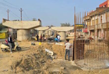 गड्ढे में गिरकर युवक की मौत, पीडब्ल्यूडी लापरवाही पर सवाल