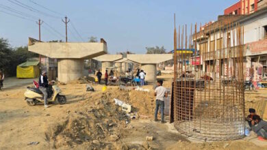 गड्ढे में गिरकर युवक की मौत, पीडब्ल्यूडी लापरवाही पर सवाल