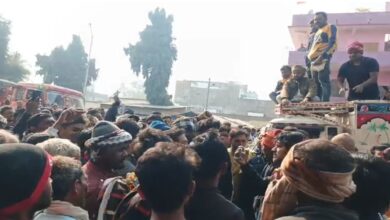 खाद संकट से नाराज़ किसान सड़क पर उतरे, पन्ना में NH-39 पर चक्काजाम