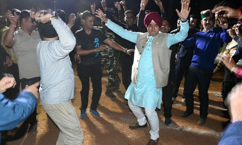 आदिवासी अंचल में संस्कृति की झलक, SSB कैंप में लोहड़ी उत्सव