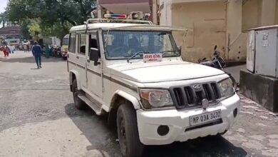 दिव्यांग दंपति से ठगी जबलपुर में बिल्डर के खिलाफ एफआईआर