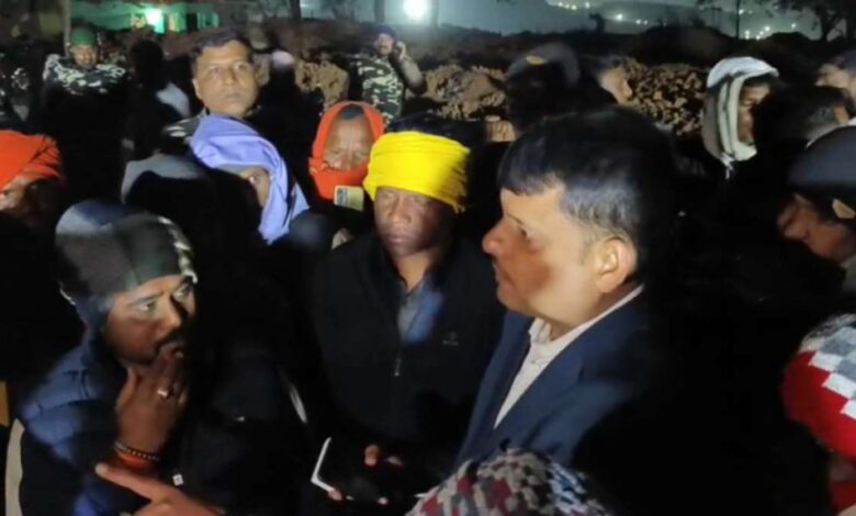 खदान ब्लास्टिंग में ग्रामीण की मौत, मुआवजा और नौकरी पर सहमति