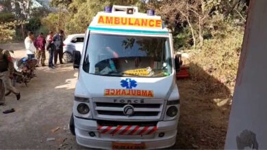 भवानीपटना से नागपुर जा रही एंबुलेंस से 2.6 करोड़ का गांजा जब्त भवानीपटना से नागपुर जा रही एंबुलेंस से 2.6 करोड़ का गांजा जब्त