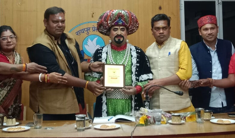 जादू का मतलब है स्वस्थ मनोरंजन और अंधविश्वास को दूर करना – जादूगर ओपी शर्मा