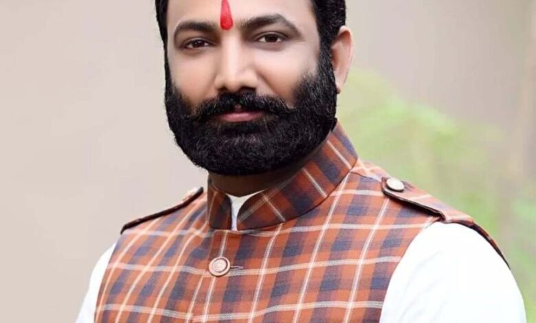 वीरेंद्र सिंह तोमर को जिला न्यायालय से मिली जमानत वीरेंद्र सिंह तोमर को जिला न्यायालय से मिली जमानत