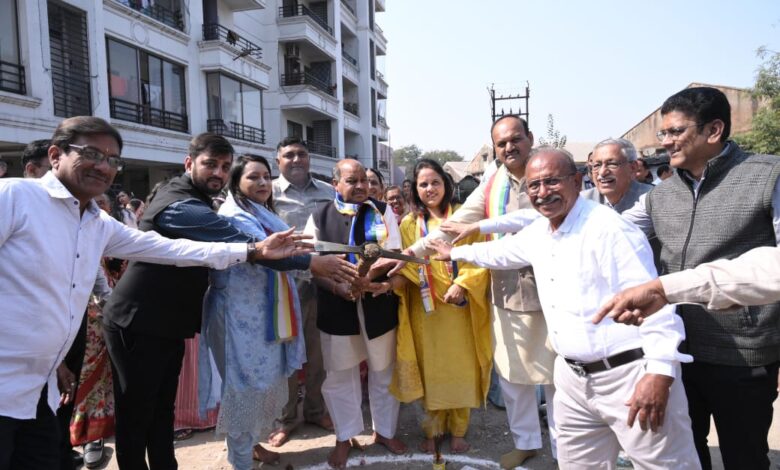 शीतल विहार कॉलोनी में गन्दे पानी के निकास के लिए बनेगा सीसी रोड व नाली, कार्य हुआ भूमिपूजन