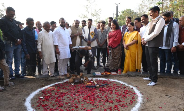 वार्ड 36, 37, 38 में लोक निर्माण विभाग और नगर निगम के माध्यम से 3 करोड़ के विकास कार्य का हुआ भूमिपूजन