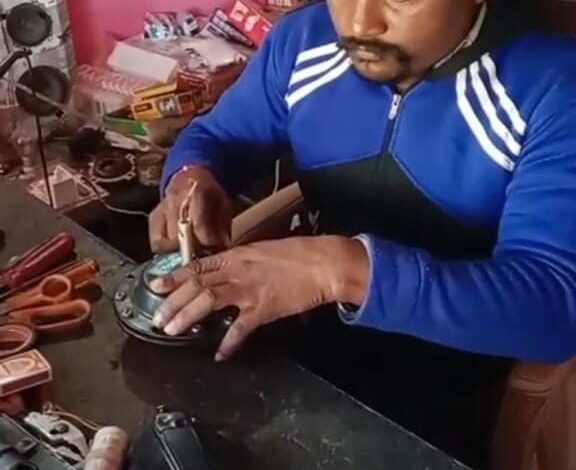 शासन के सहयोग से आत्मनिर्भरता की राह पर दिव्यांग पटेल