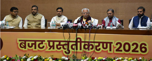 रायपुर एयरपोर्ट को किया जाएगा कृषि कार्गो पोर्ट के रुप में विकसित, कई जिलों में होगा नए रेलवे स्टेशन का निर्माण