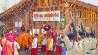 रियासत कालीन फागुन मड़ई में प्रथम पालकी निकाली गई