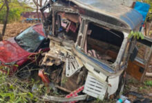 टिप्पर व ट्रक में हुई भिड़ंत, ट्रक सवार एक युवक की मौत, 5 घायल