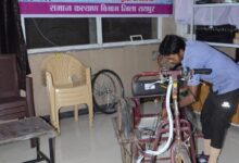 संवेदनशील नवाचार दिव्यांगजनों के उपकरण मरम्मत के लिए पहला दिव्यांग गैरेज रायपुर में