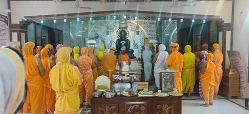 मुनिसुब्रत नाथ भगवान का मोक्ष दिवस मनाया गया मुनिसुब्रत नाथ भगवान का मोक्ष दिवस मनाया गया