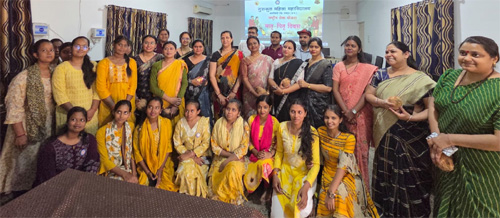 माता-पिता के आशीर्वाद से ही संतान अपने जीवन में ऊँचाइयों को प्राप्त करती है