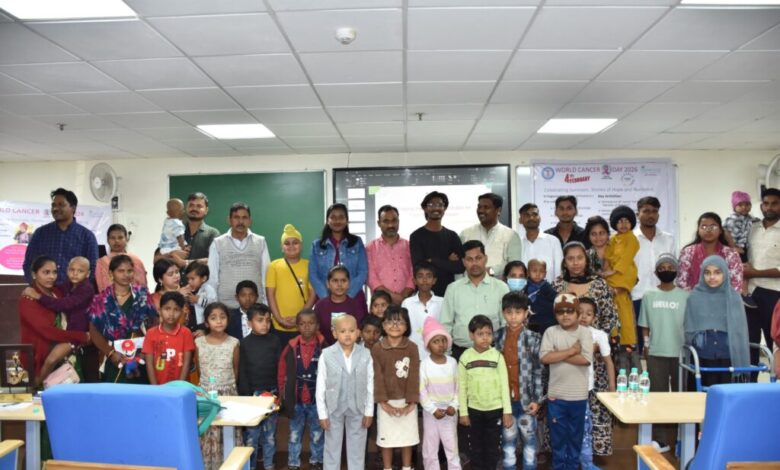 कैंसर दिवस पर एम्स में बाल कैंसर से उबर चुके बच्चों का सम्मान