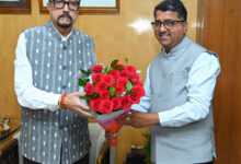 राज्यपाल डेका से कुलपतियों ने भेंट की