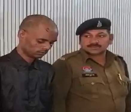 पंडरी इलाके में पिस्टल लेकर घूम रहा युवक गिरफ्तार पंडरी इलाके में पिस्टल लेकर घूम रहा युवक गिरफ्तार