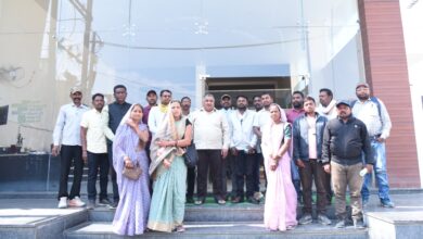 рдкрд░реНрдпрдЯрди рдПрд╡рдВ рд╕рдВрд╕реНрдХреГрддрд┐ рдордВрддреНрд░реА рдЕрдЧреНрд░рд╡рд╛рд▓ рдиреЗ рд▓рдЦрдирдкреБрд░ рдореЗрдВ рдЬрдирдкреНрд░рддрд┐рдирд┐рдзрд┐рдпреЛрдВ рдПрд╡рдВ рдирд╛рдЧрд░рд┐рдХреЛрдВ рд╕реЗ рдХреА рднреЗрдВрдЯ рдкрд░реНрдпрдЯрди рдПрд╡рдВ рд╕рдВрд╕реНрдХреГрддрд┐ рдордВрддреНрд░реА рдЕрдЧреНрд░рд╡рд╛рд▓ рдиреЗ рд▓рдЦрдирдкреБрд░ рдореЗрдВ рдЬрдирдкреНрд░рддрд┐рдирд┐рдзрд┐рдпреЛрдВ рдПрд╡рдВ рдирд╛рдЧрд░рд┐рдХреЛрдВ рд╕реЗ рдХреА рднреЗрдВрдЯ