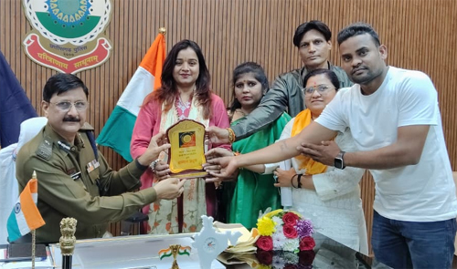 मानवाधिकार न्याय सुरक्षा संगठन की टीम ने पुलिस कमिश्नर से की मुलाकात