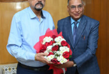 राज्यपाल डेका से राज्य उपभोक्ता विवाद प्रतितोष आयोग के अध्यक्ष चौरडिय़ा ने की सौजन्य भेंट