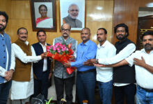 राज्यपाल डेका से अखिल भारतीय कुर्मी क्षत्रिय महासभा के प्रदेश अध्यक्ष ने भेंट की