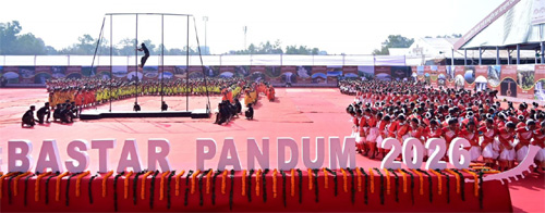 अबूझमाड़ का गौरव: मल्लखंब के नन्हे वीरों ने राष्ट्रपति के समक्ष दिखाई अद्भुत कला, द्रौपदी मुर्मु ने की प्रशंसा